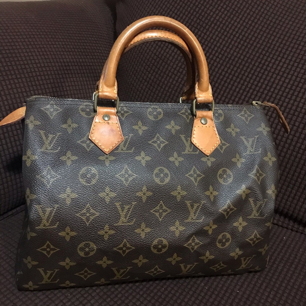 Louis Vuitton Speedy 30